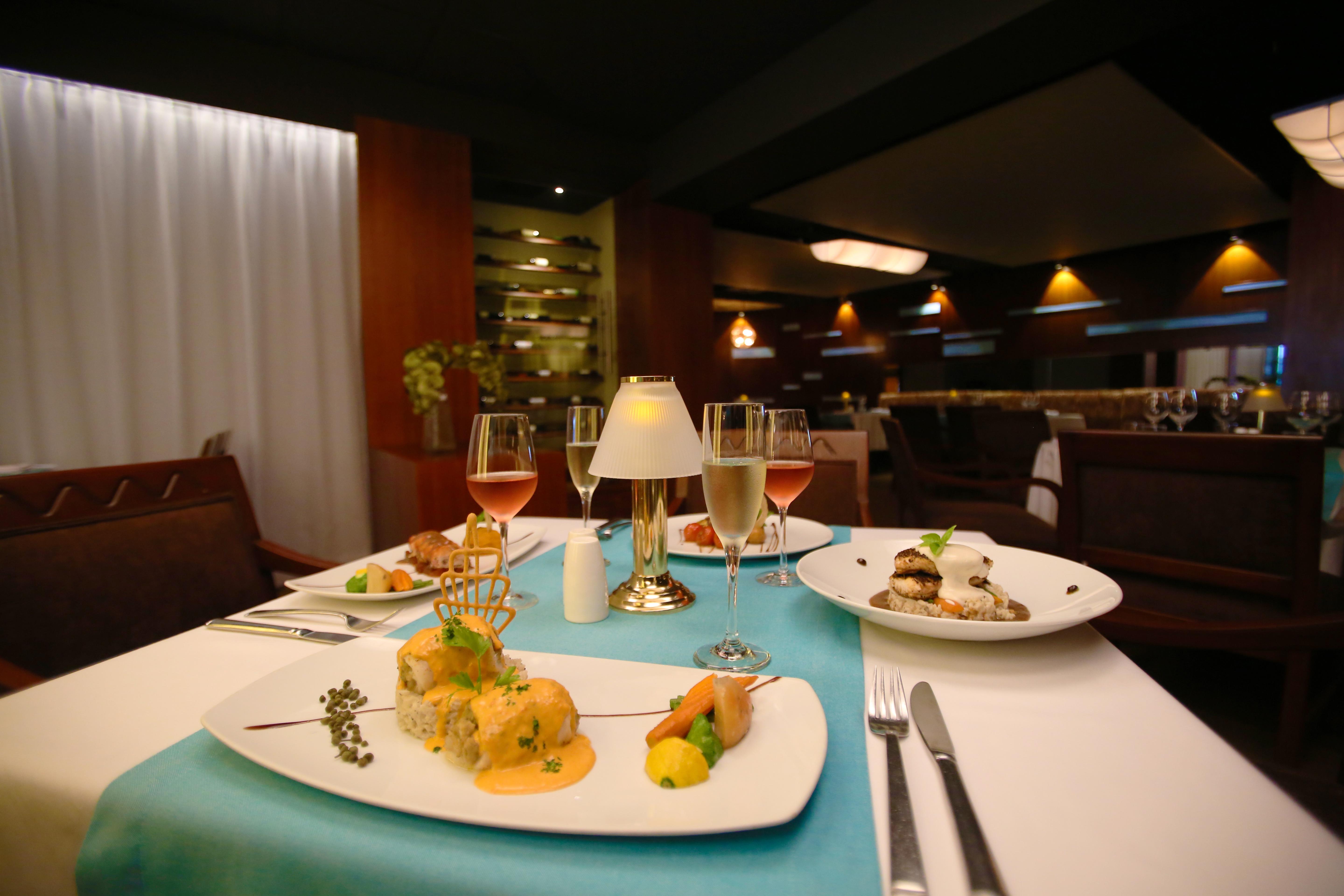 The Royal Islander - An All Suites Resort Канкун Екстериор снимка